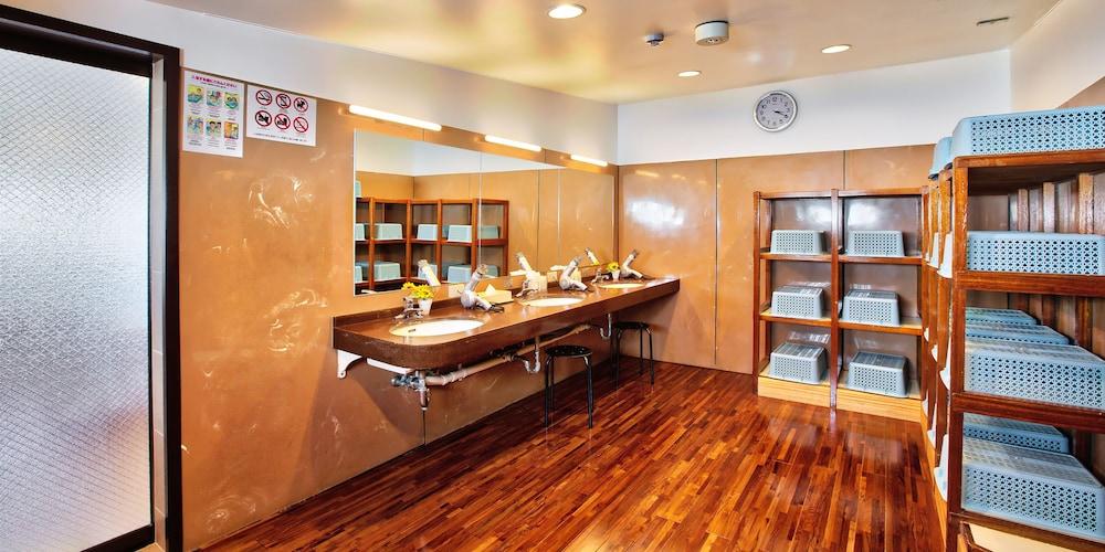 Okinawa Sun Plaza Hotel Наха Екстер'єр фото