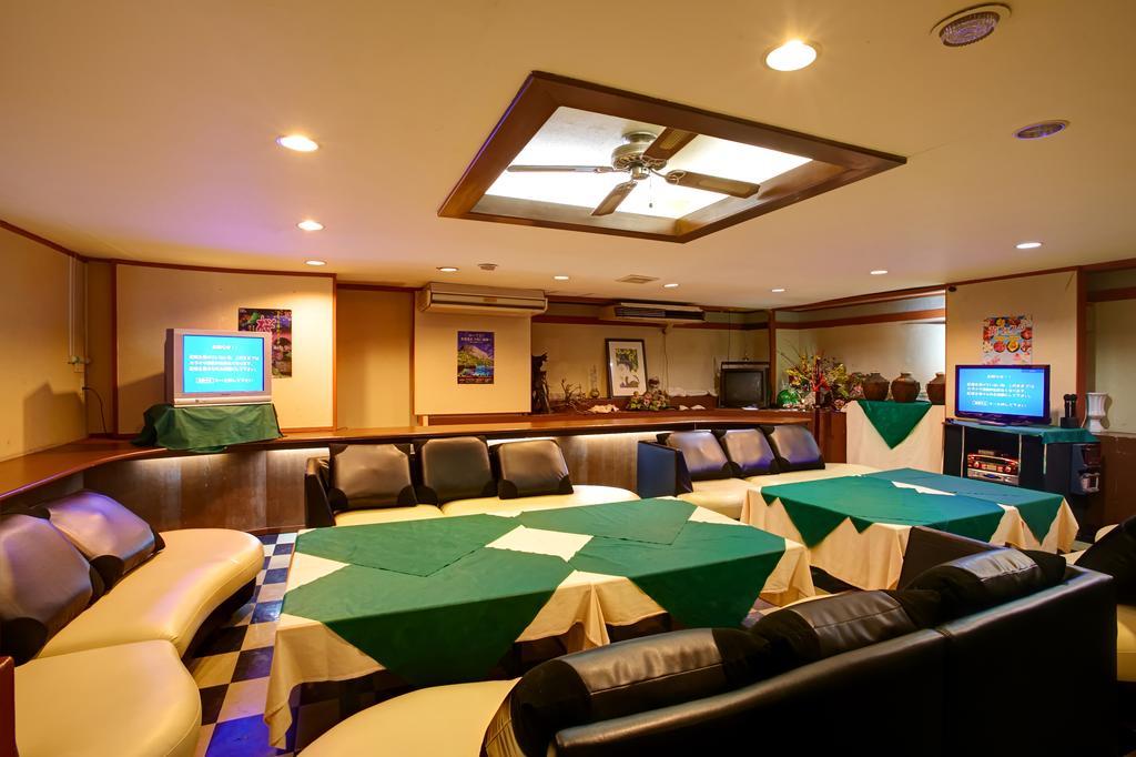 Okinawa Sun Plaza Hotel Наха Екстер'єр фото