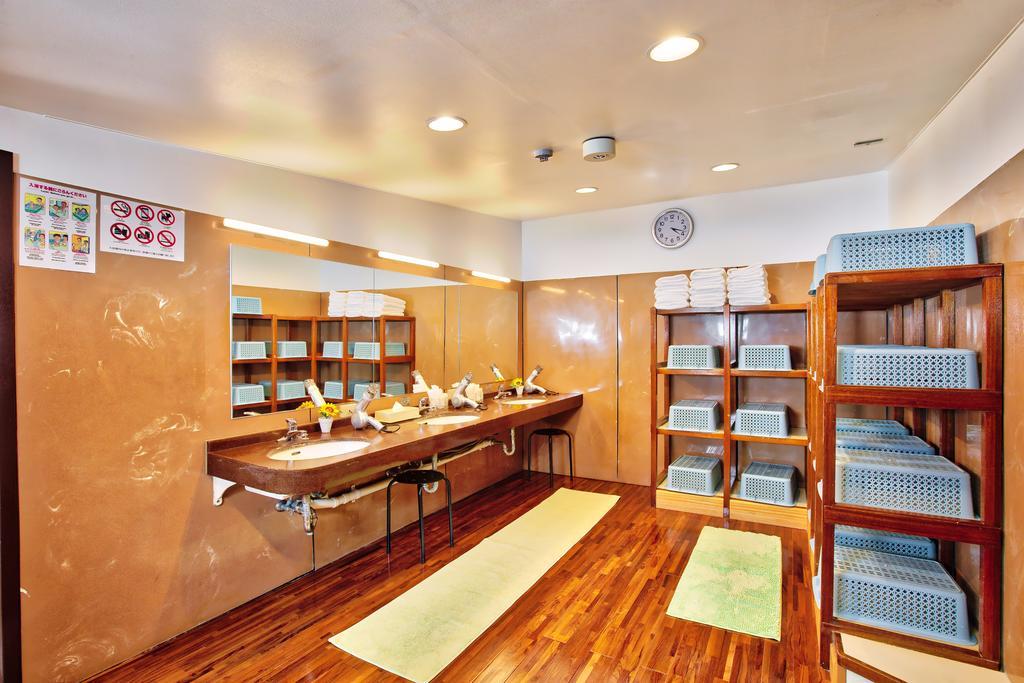 Okinawa Sun Plaza Hotel Наха Екстер'єр фото